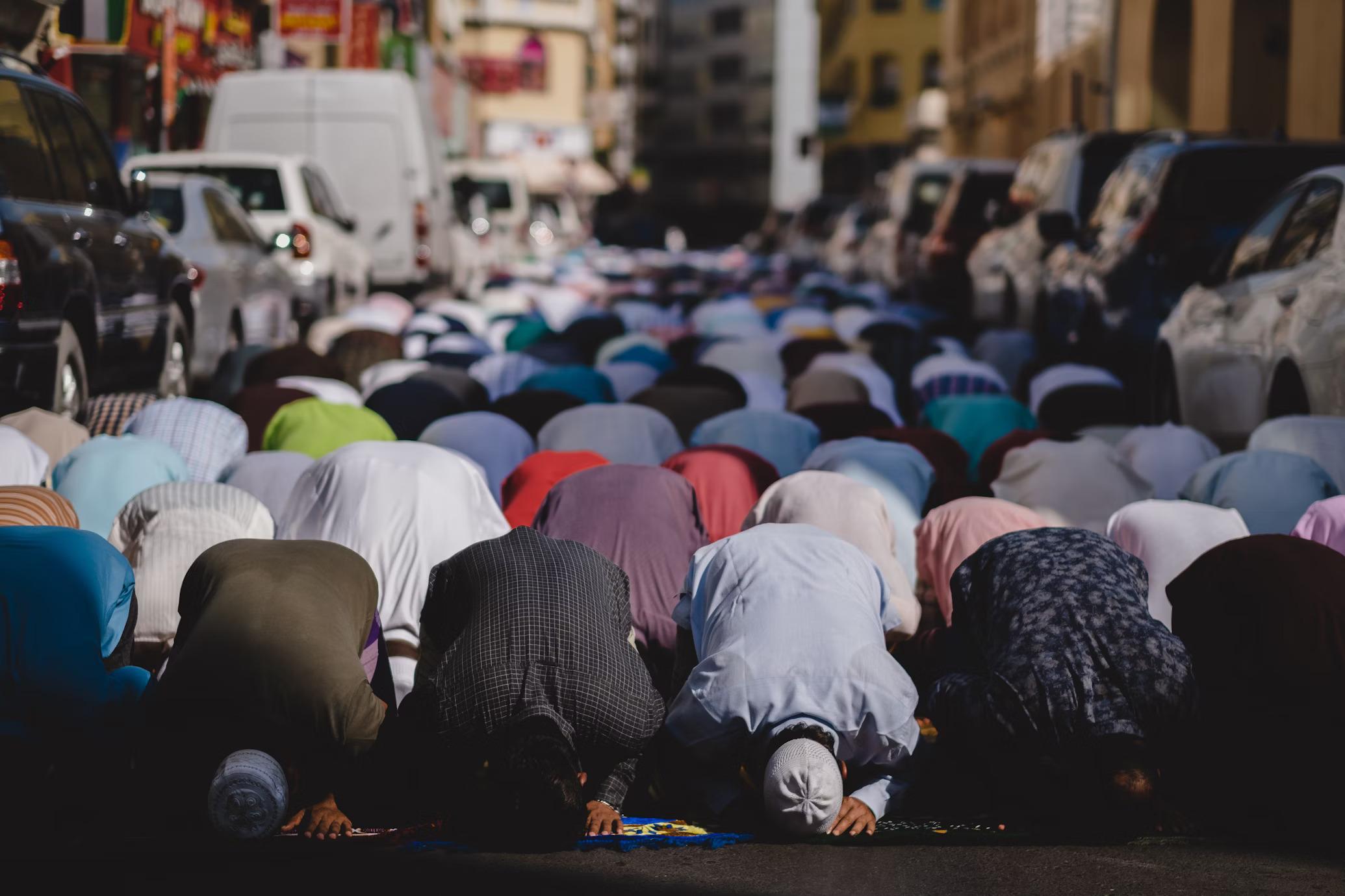 The Importance of Salah: A Guide for Non-Arabic Speakers